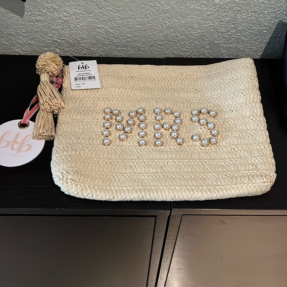 btb “Los Angeles” MRS PEARL CLUTCH - Picture 2 of 2